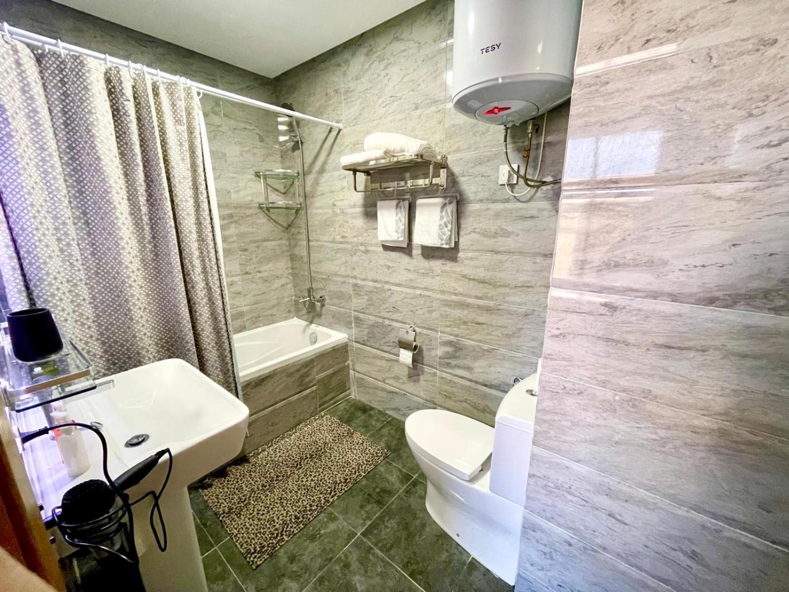 Modern Elegance With Sea Views In Central Tangier - Steps To Beach, Train And Attractions! Exterior foto